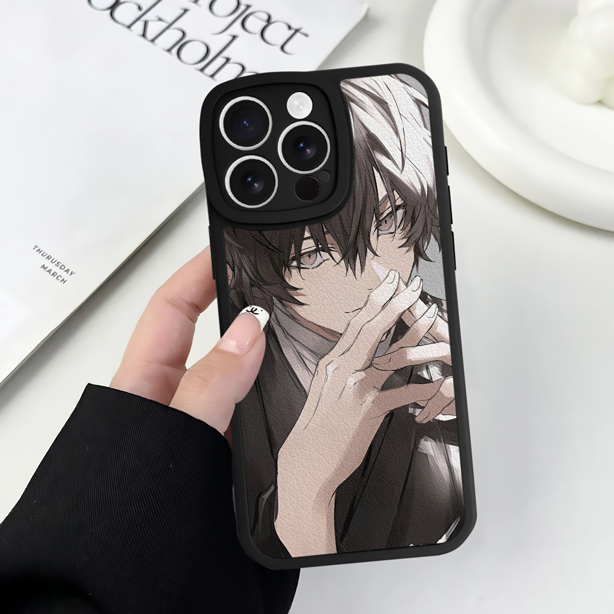 （画像用） 文豪ストレイドッグス Bungo Stray Dogs 【iPhone 16シリーズ対応】シリコンスマホケース（レザー調） 材質：シリコン
